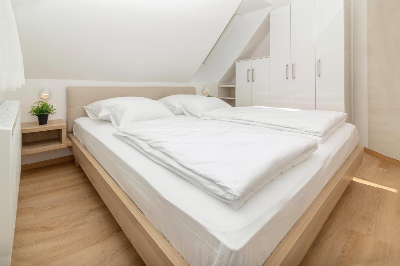 Vila Vita Apartments Kranjska Gora Exteriör bild